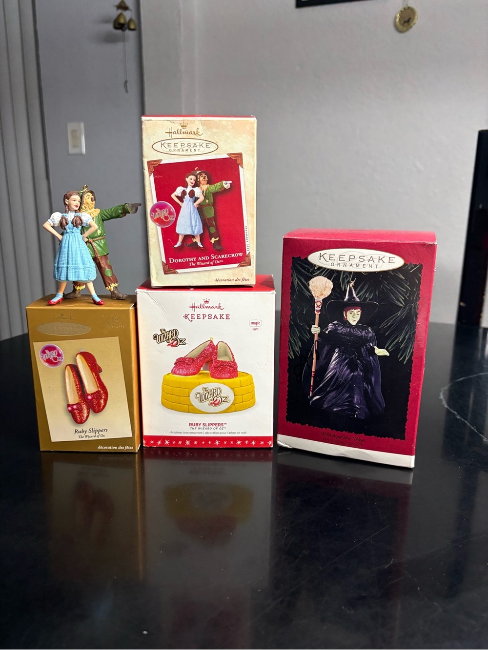Hallmark The wizard of Oz ornament Bundle